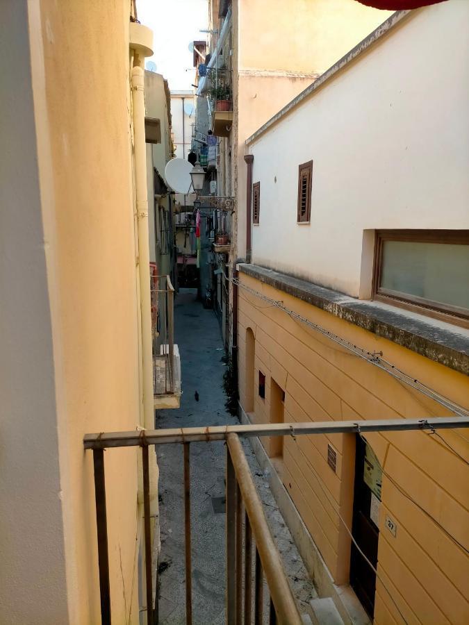 A Casa Scalilla Apartment Palermo Luaran gambar